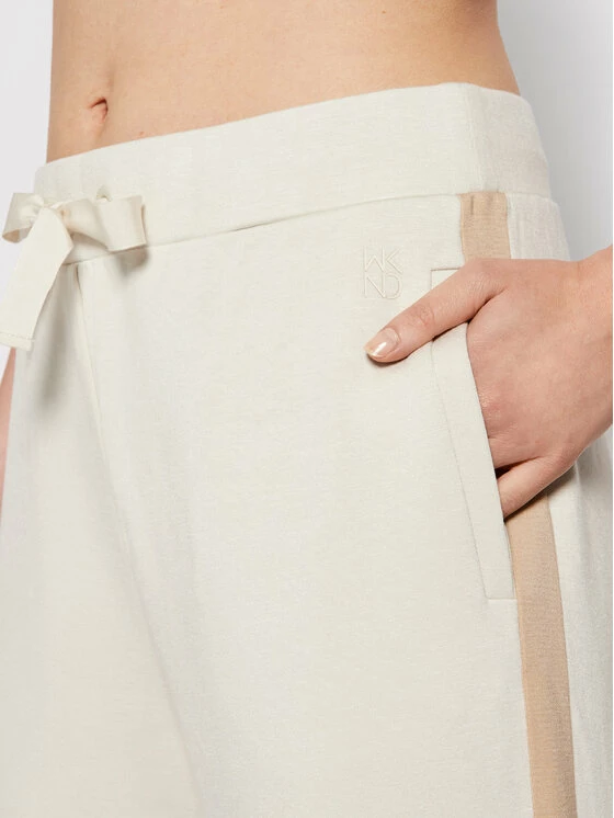 Weekend Max Mara Γυναίκες Παντελόνια Φόρμας Παντελόνι φόρμας Domino 57860319 Μπεζ Regular Fit 4 Weekend Max Mara Γυναίκες Παντελόνια Φόρμας Παντελόνι φόρμας Domino 57860319 Μπεζ Regular Fit - Image 4